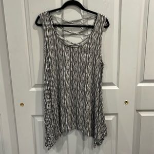 Context Sleeveless Tunic
